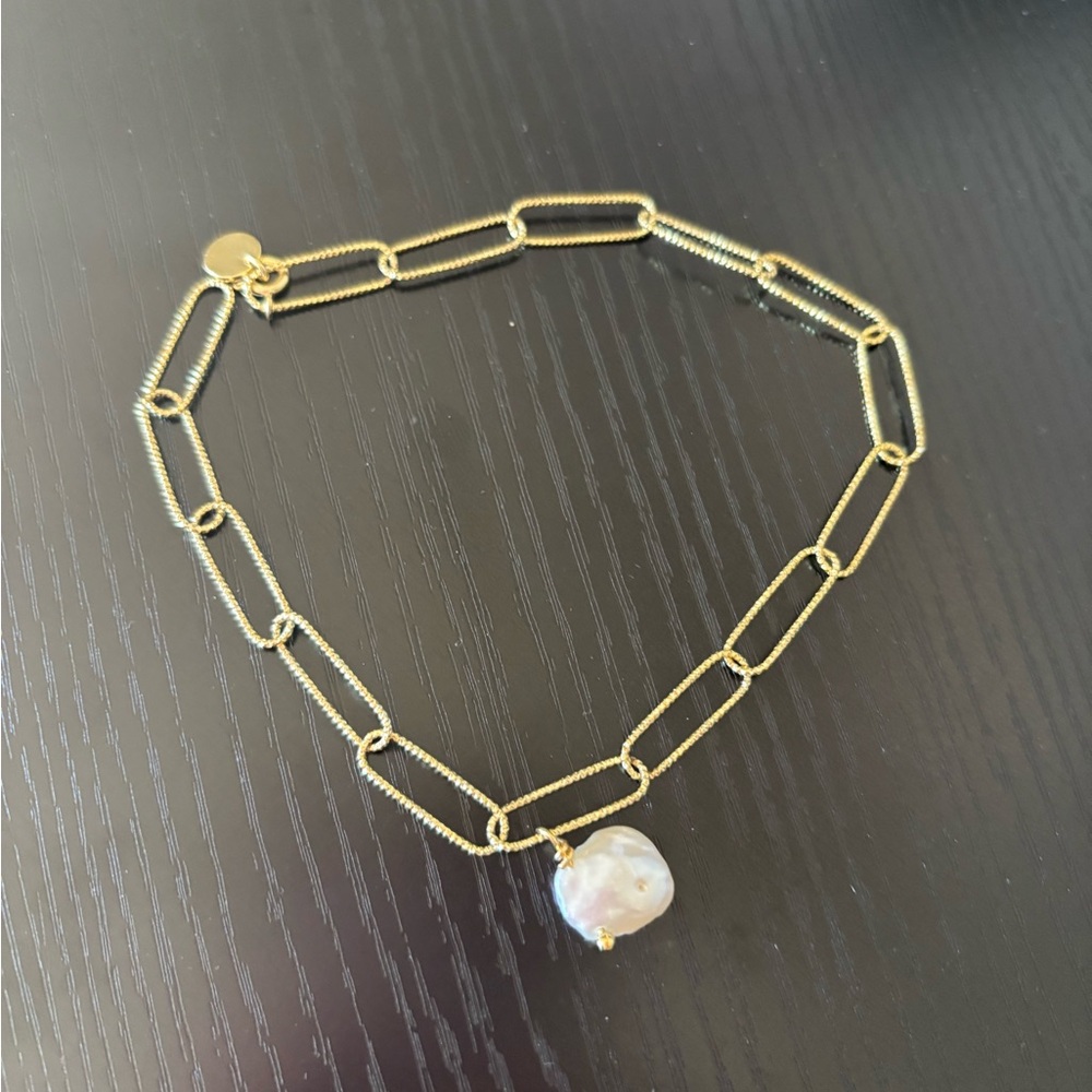 Victoria Emerson mother of pearl ankle bracelet